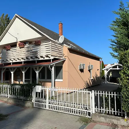 Topart C Holiday home